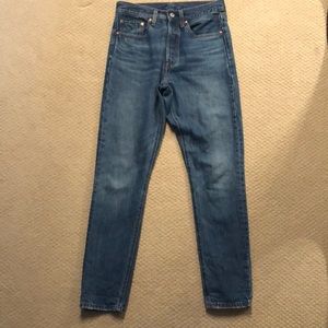 Pair Women's Levis' 501 S Skinny Signature Button Fly High Rise Jeans W 27 L 30